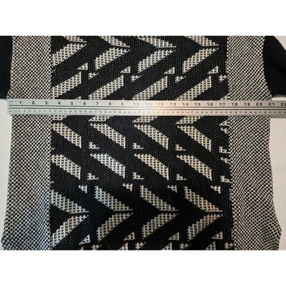MaxMara Weekend Black & White Soft Geometric Pattern Sweater Knit Womens M - Picture 4 of 5